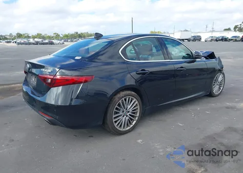 2019 Alfa Romeo Giulia Ti Lusso Rwd z USA, uszkodzony, nr VIN ZARFAMBN8K7620621